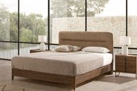 Holzbettkasten ENJOY mit Stauraum in heller Bouclé-Ausführung Holzbettkasten ENJOY mit Stauraum in heller Bouclé-Ausführung