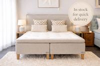 Schwedisches Boxspringbett in hellem Stoff, ab Lager verfügbar für schnelle Lieferung bei Palma Beds auf Mallorca Schwedisches Boxspringbett in hellem Stoff, ab Lager verfügbar für schnelle Lieferung bei Palma Beds auf Mallorca